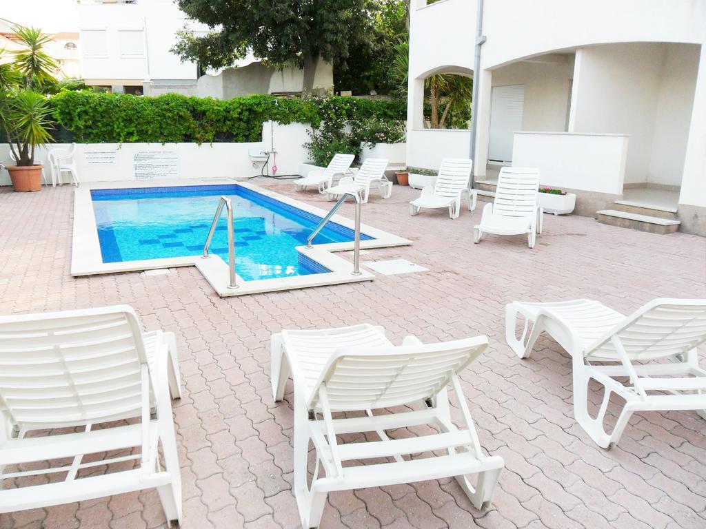 Apartment Villa Businci Trogir Exteriör bild
