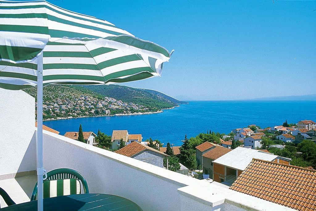 Apartment Villa Businci Trogir Exteriör bild