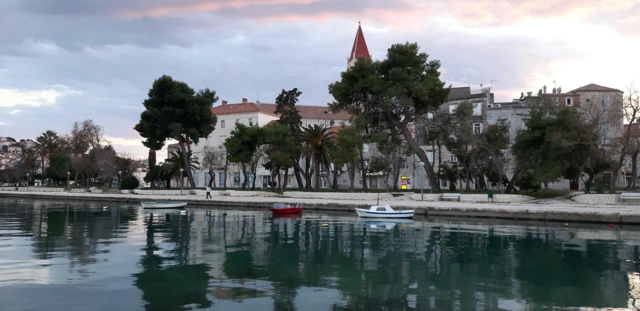 Apartment Villa Businci Trogir Exteriör bild