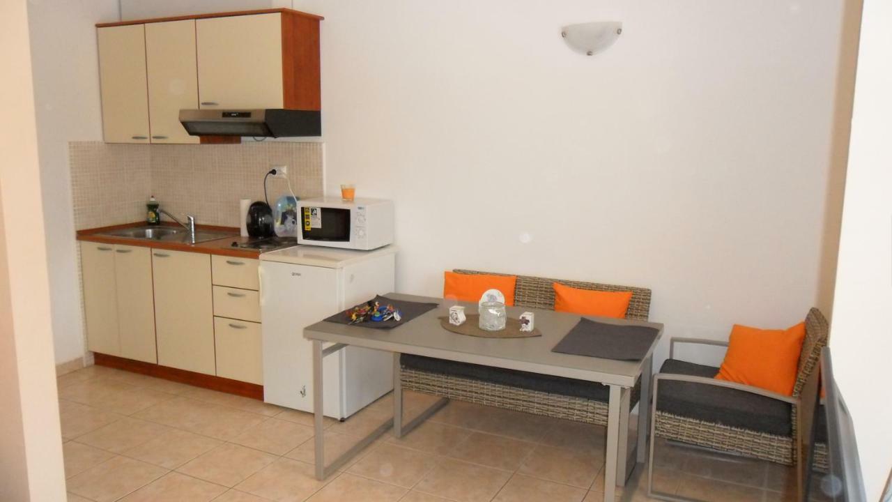 Apartment Villa Businci Trogir Exteriör bild